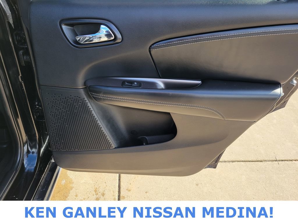 Used 2017 Dodge Journey Crossroad w/ Popular Equipment Group image 50