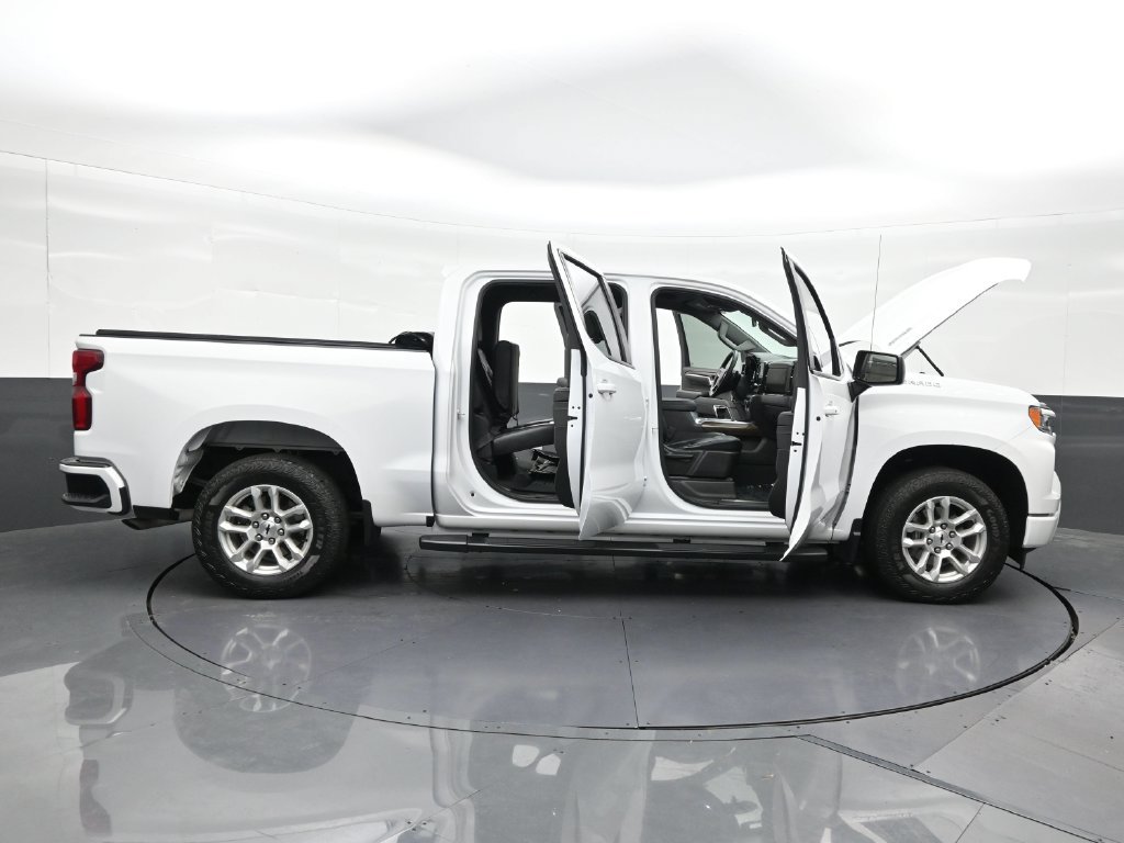 Used 2024 Chevrolet Silverado 1500 RST RWD image 32