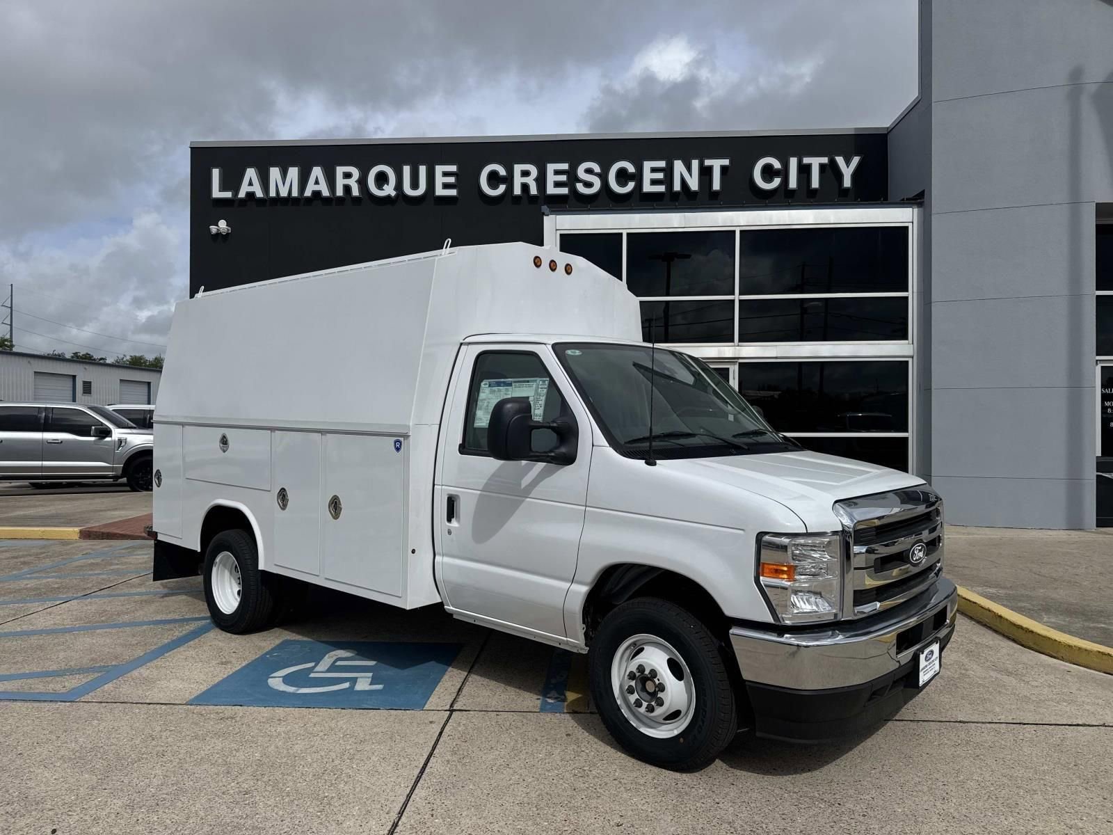 New 2026 Ford E-350 and Econoline 350 Super Duty w/ Power Equipment Group image 1