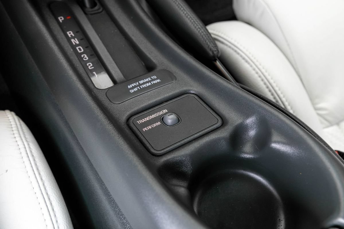 Used 1994 Pontiac Firebird Trans Am GT RWD image 32