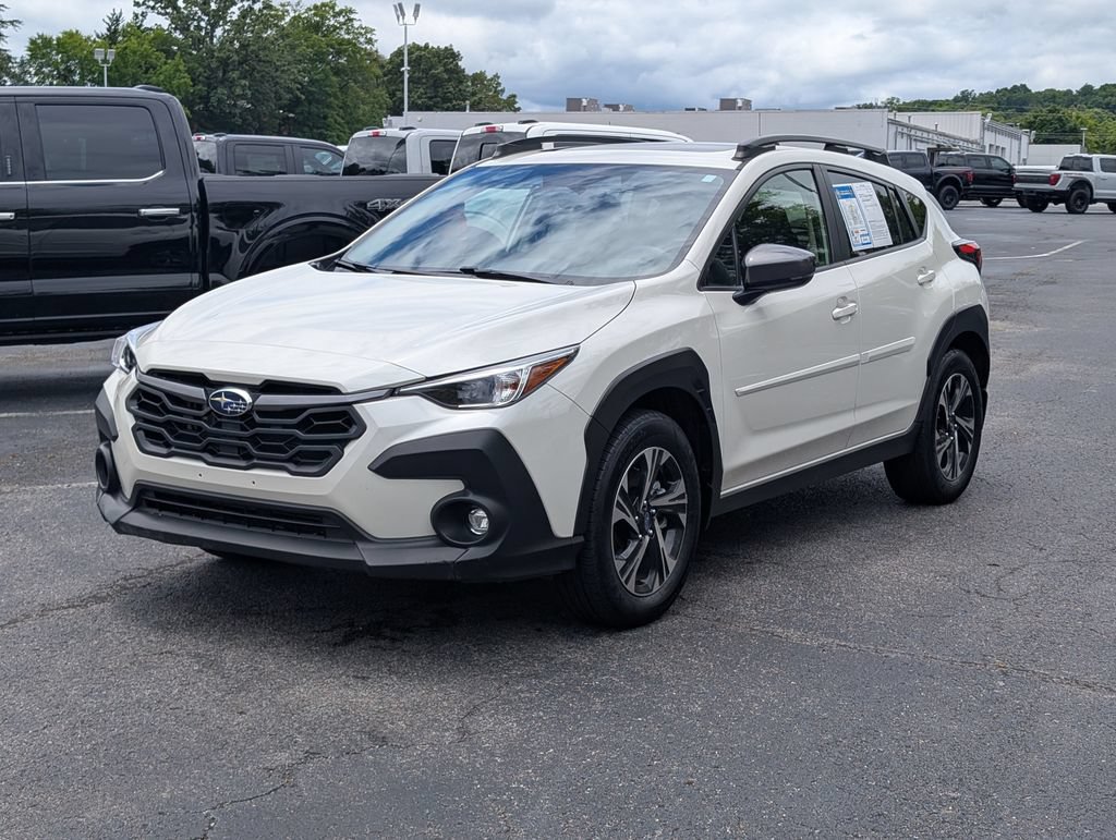 Used 2024 Subaru Crosstrek 2.0i Premium AWD/4WD image 3