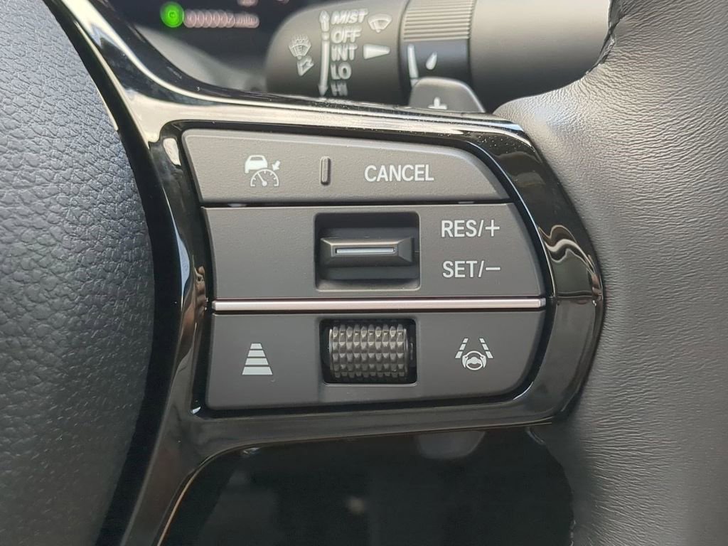 New 2025 Acura Integra Base image 26