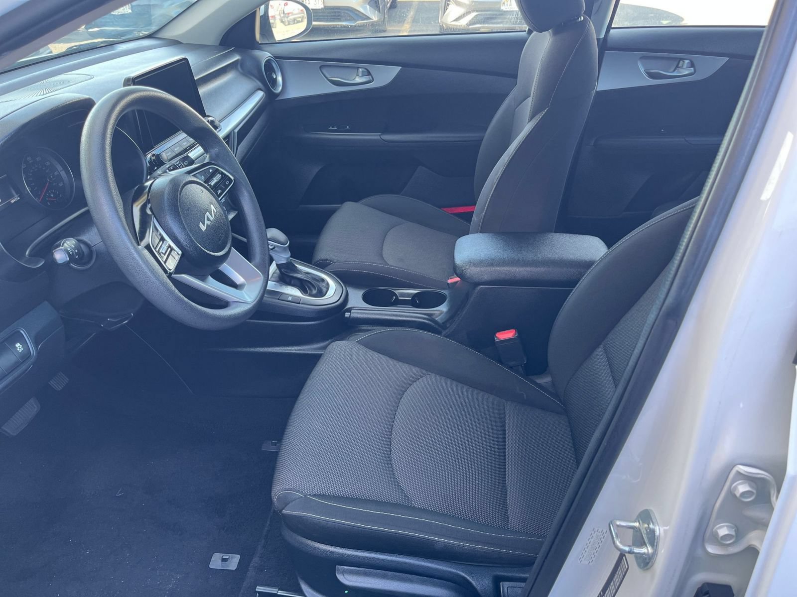 Used 2024 Kia Forte LXS FWD image 24