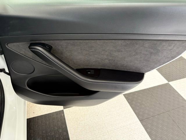 Used 2022 Tesla Model 3 Performance image 26