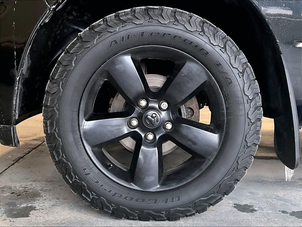 Used 2018 RAM 1500 Express w/ Black Ram 1500 Express Group image 7