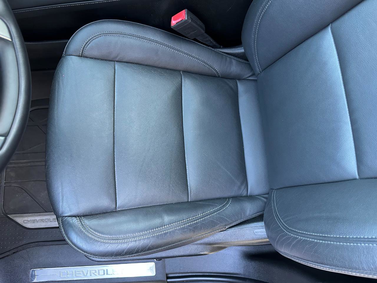 Used 2021 Chevrolet Tahoe LT w/ LT Signature Package image 13