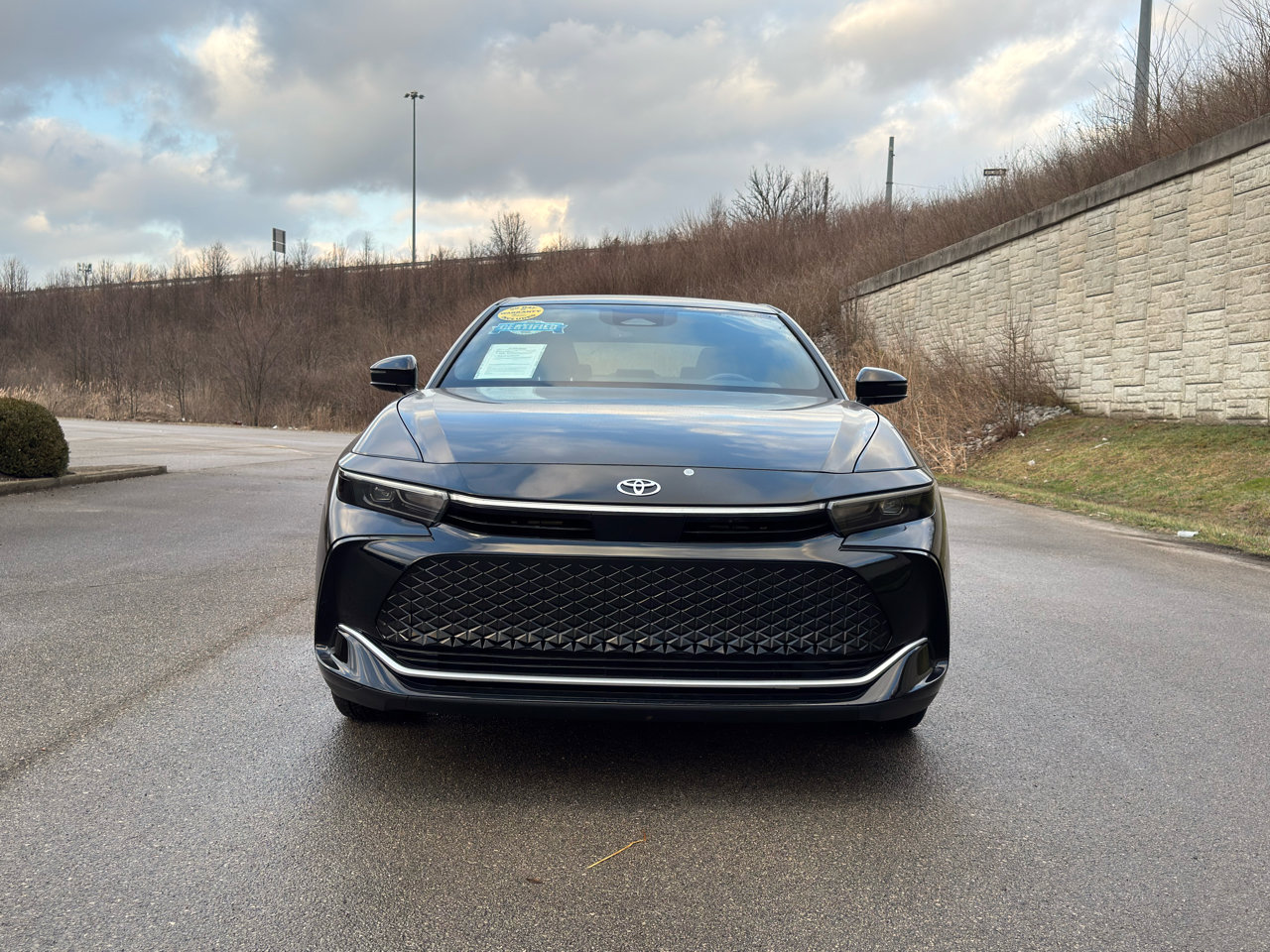 Used 2024 Toyota Crown XLE image 11