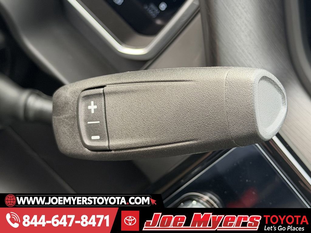 Used 2026 GMC Sierra 2500 AT4 w/ Technology Package image 21