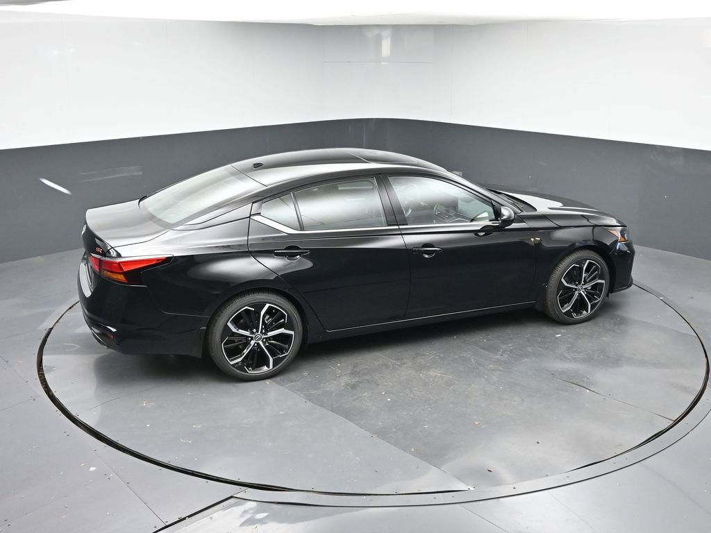 New 2025 Nissan Altima 2.5 SR image 41