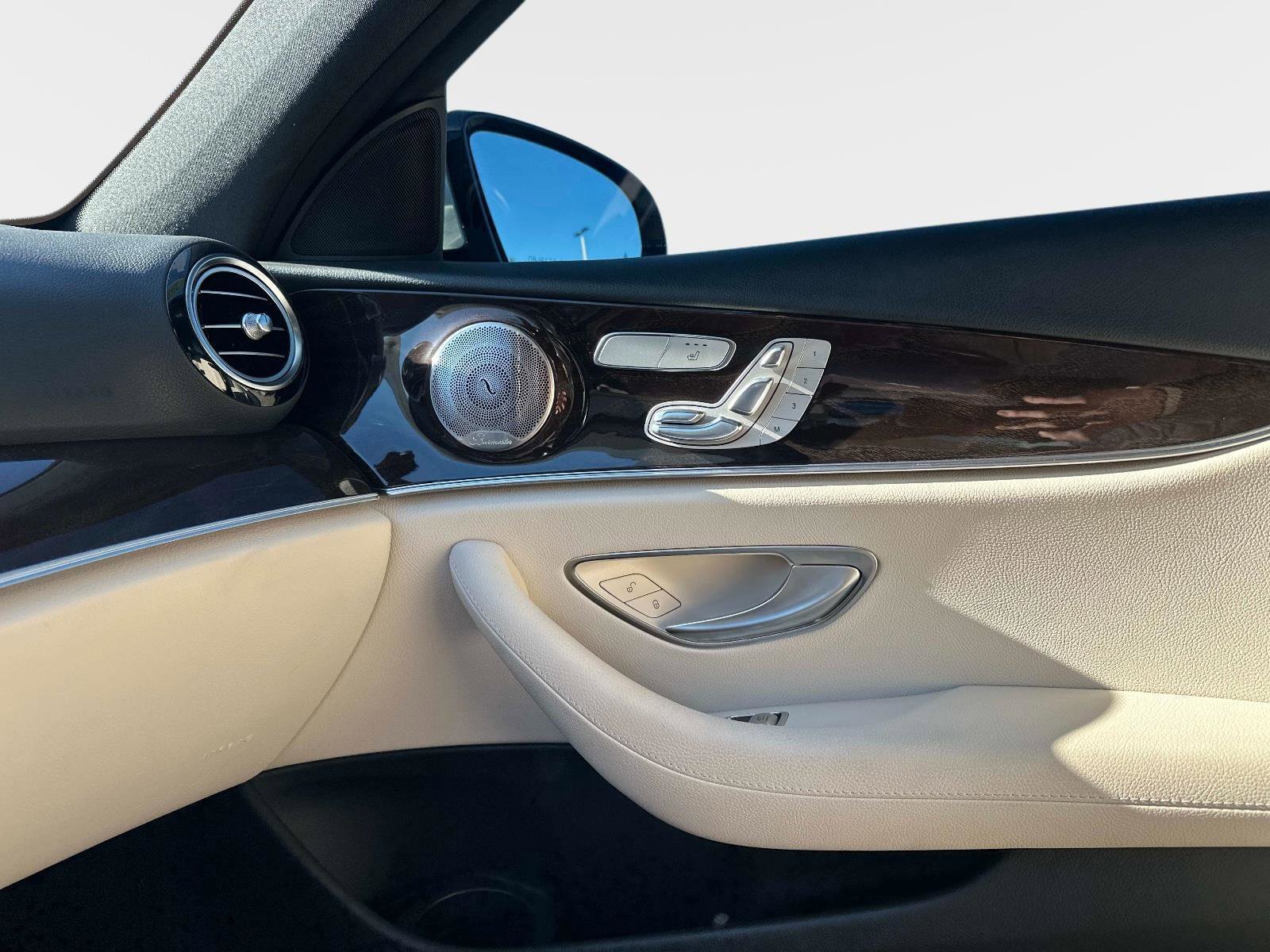 Used 2021 Mercedes-Benz E 350 Sedan image 21