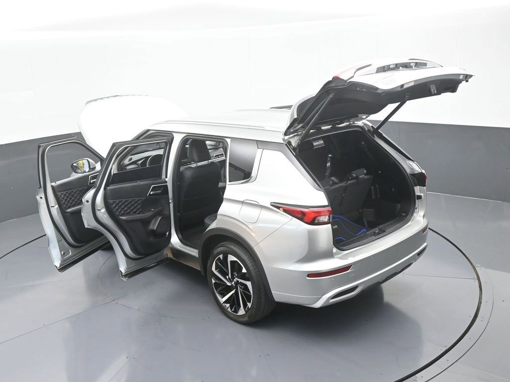 Used 2023 Mitsubishi Outlander SEL image 81