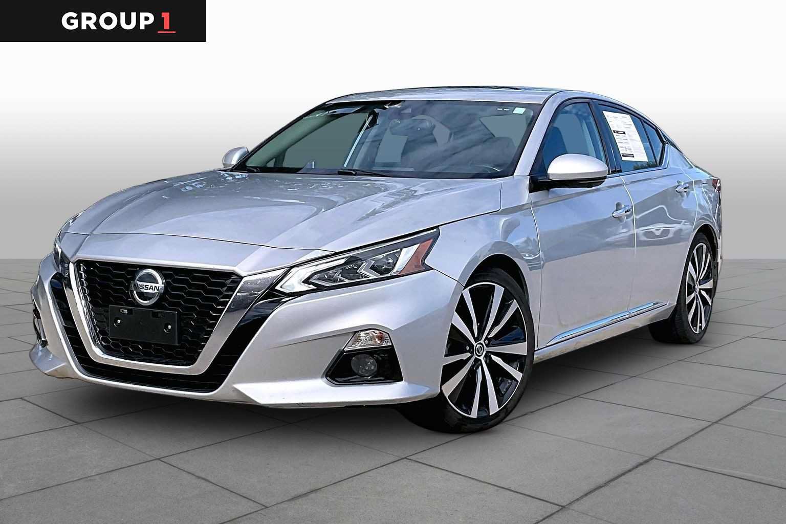 Used 2019 Nissan Altima 2.5 Platinum FWD image 1