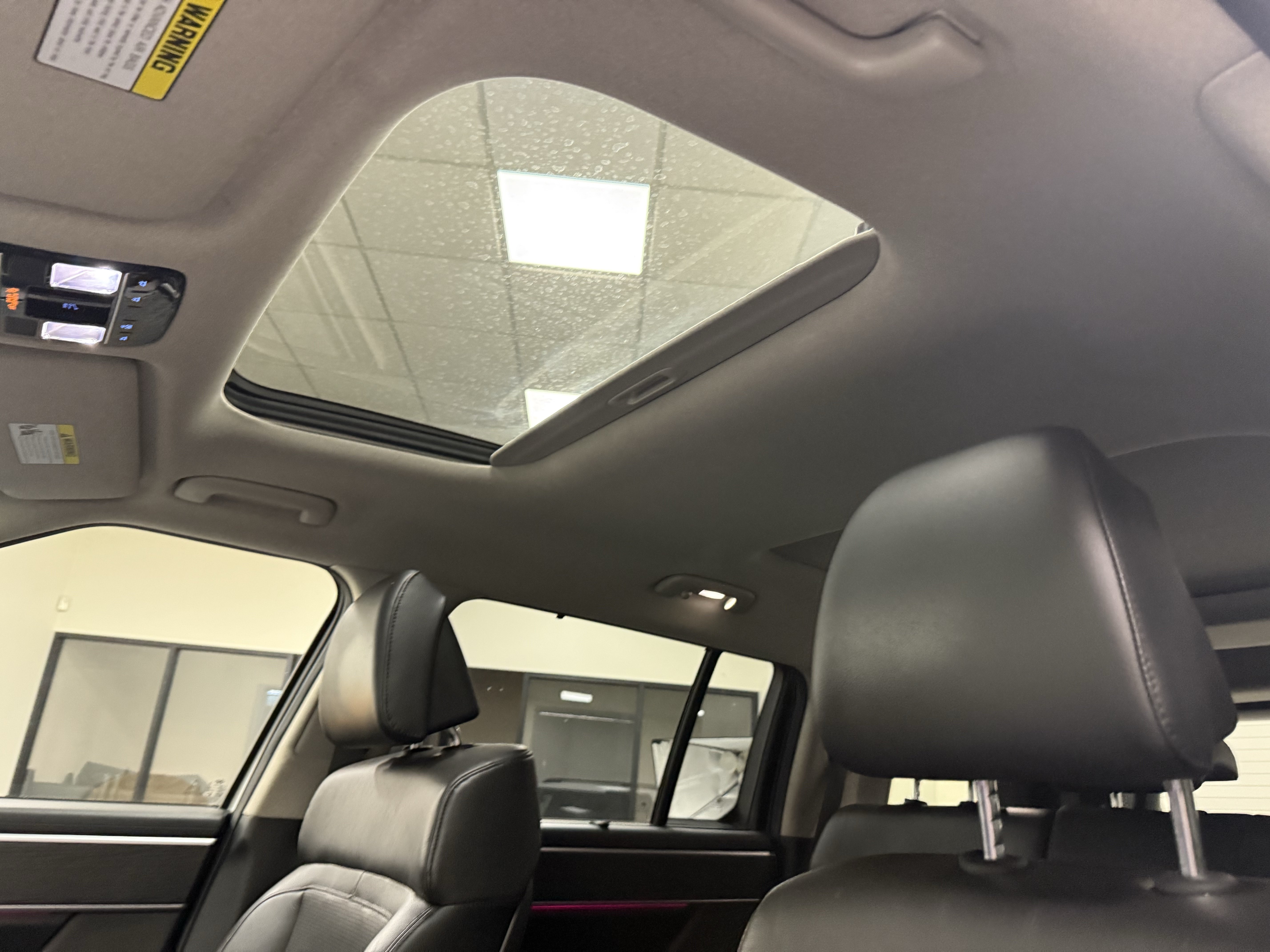 Used 2025 Hyundai Santa Fe Limited FWD image 15