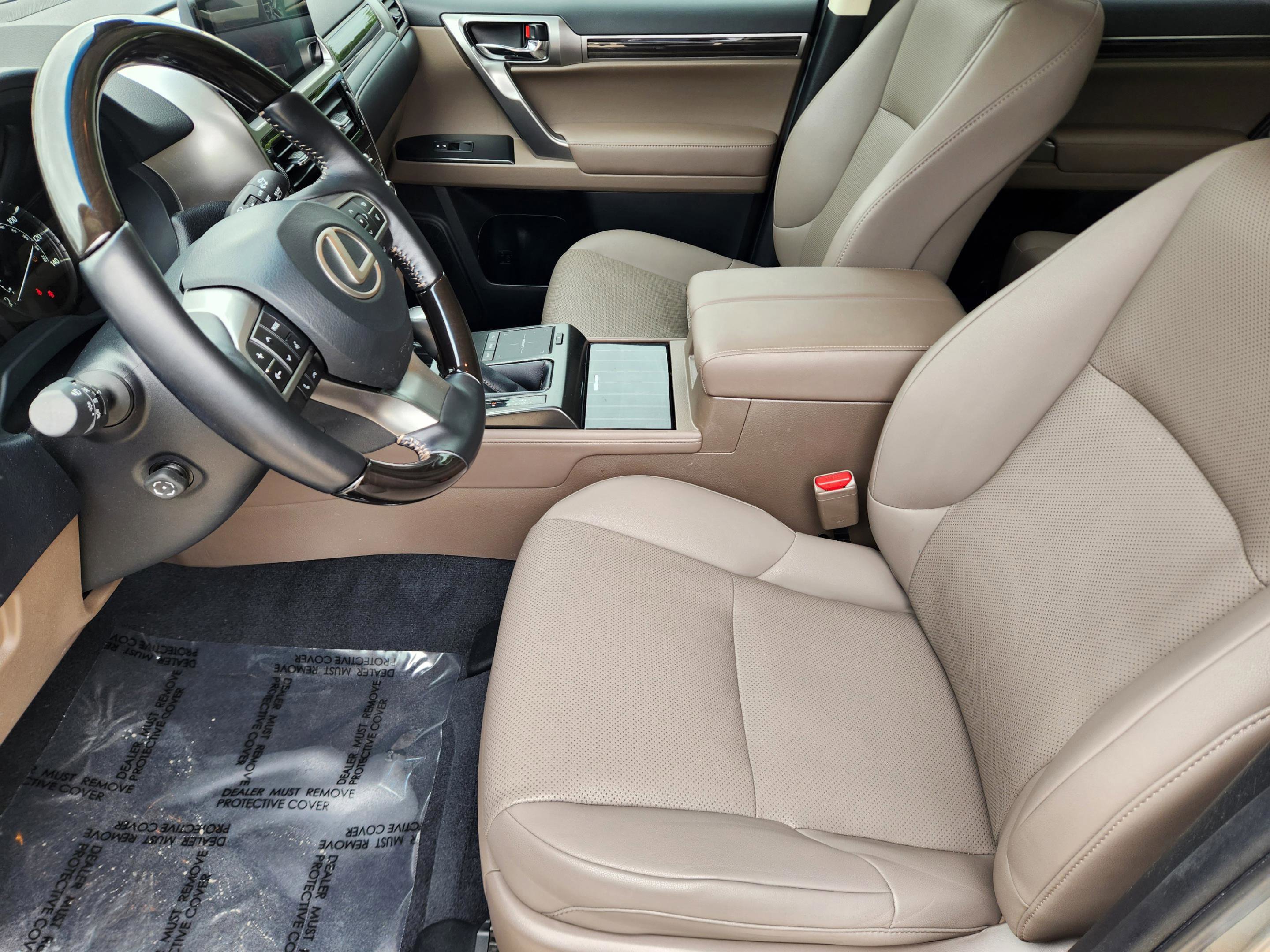 Used 2022 Lexus GX 460 Premium w/ Accessory Package AWD/4WD image 5