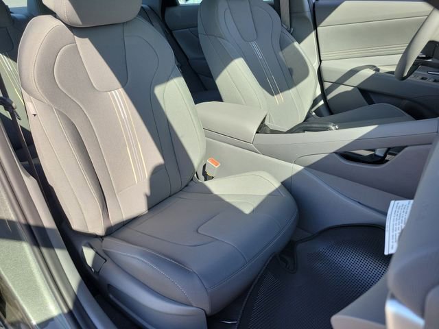 New 2026 Hyundai Elantra Sport image 18