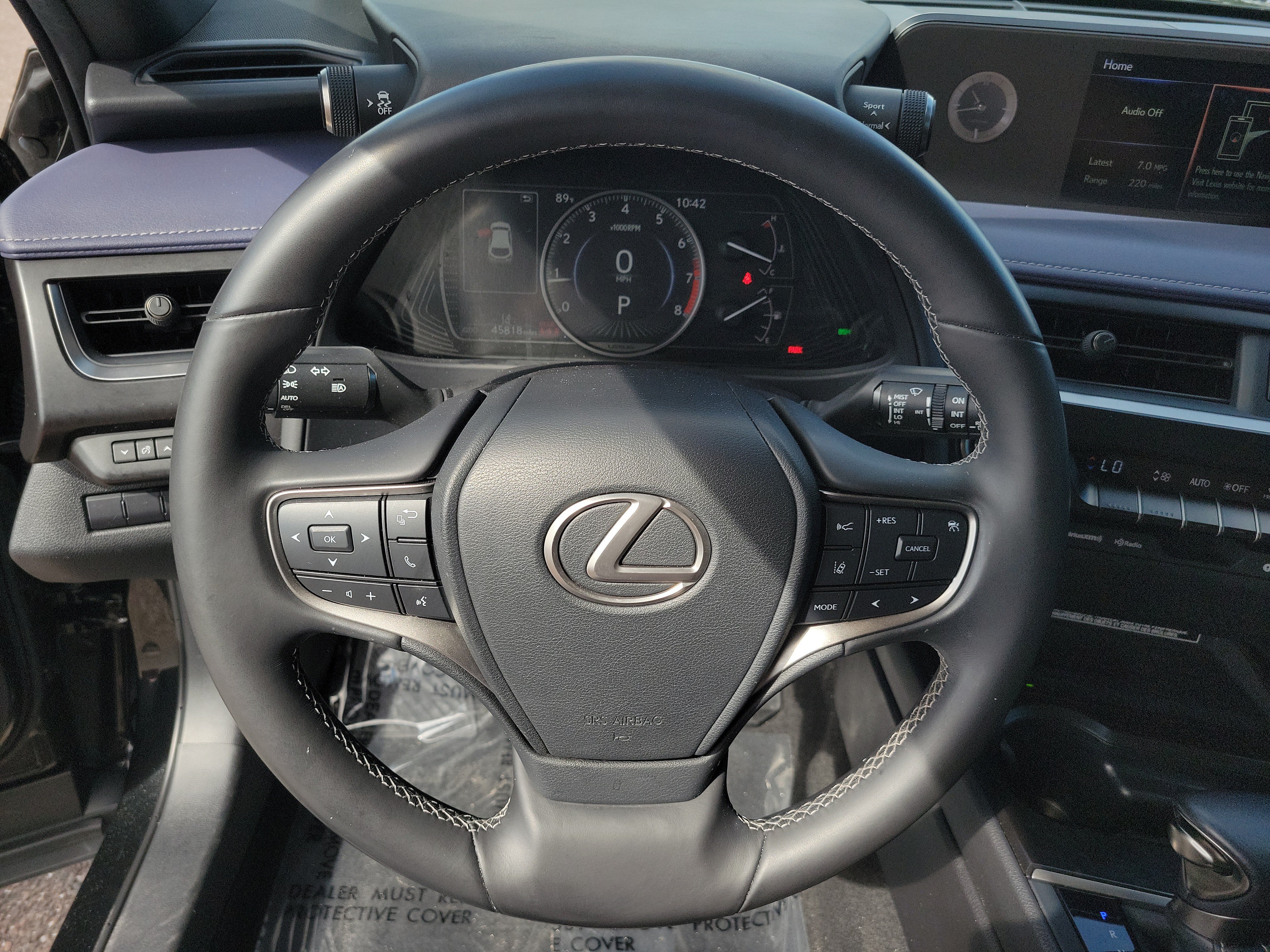 Used 2022 Lexus UX 200 w/ Accessory Package (Z2) FWD image 24