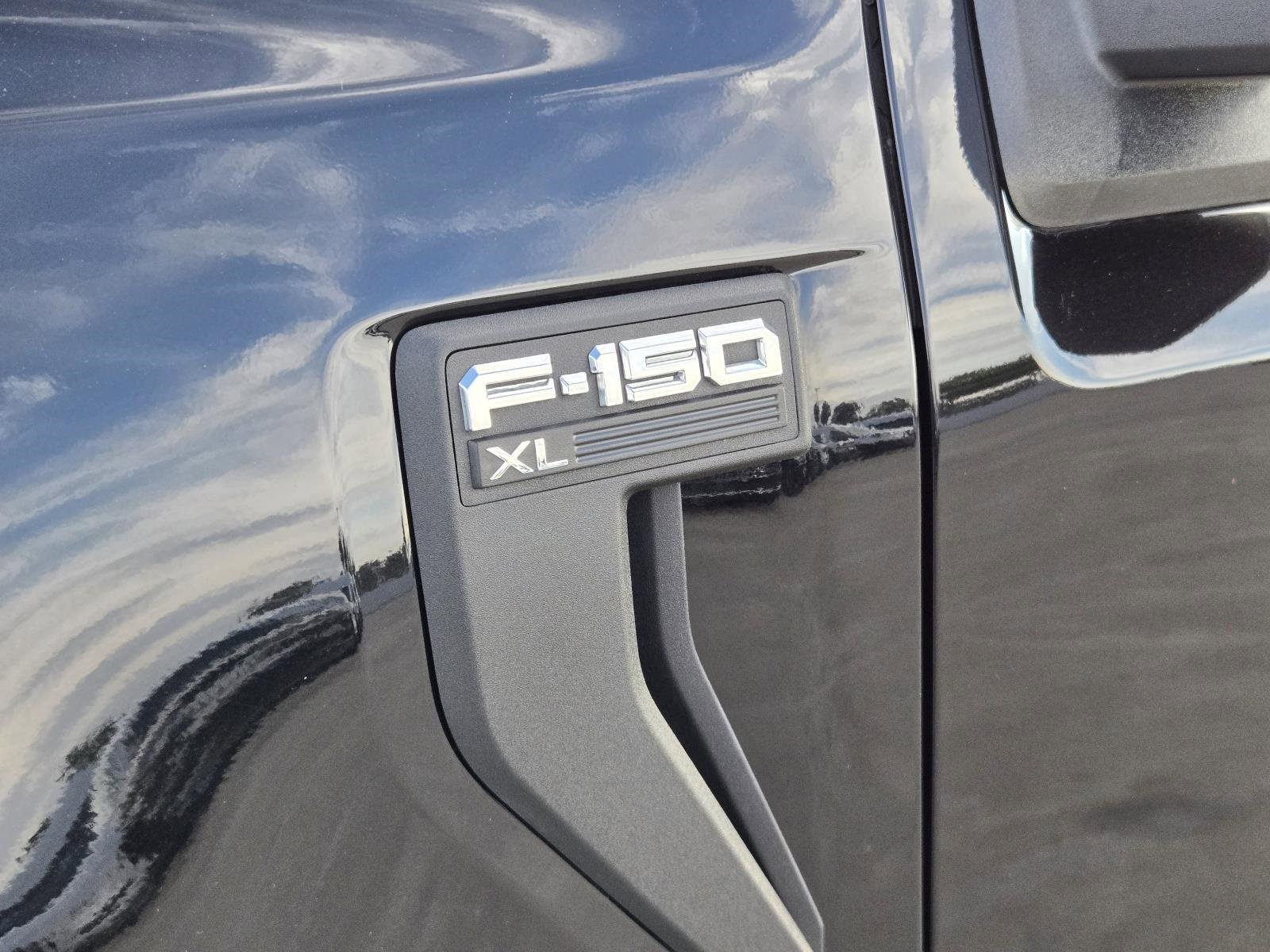 Used 2024 Ford F150 XL image 32