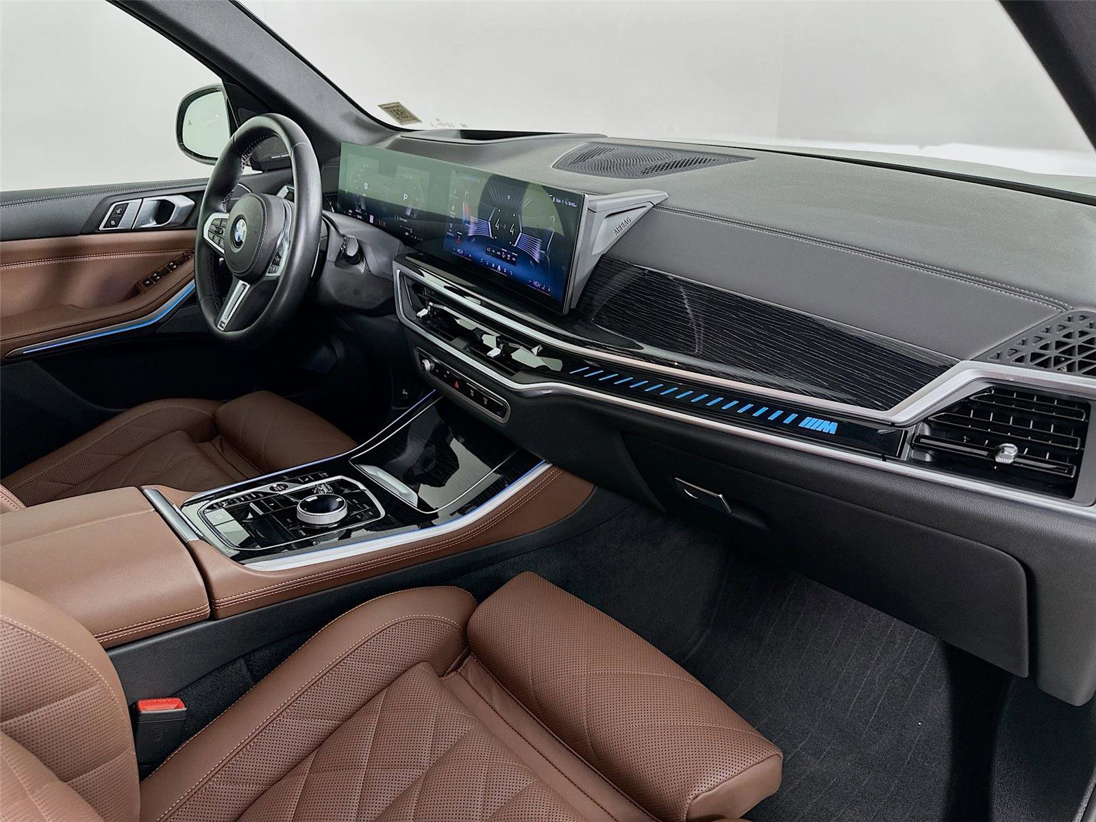 Certified 2024 BMW X5 M60i w/ Executive Package image 31