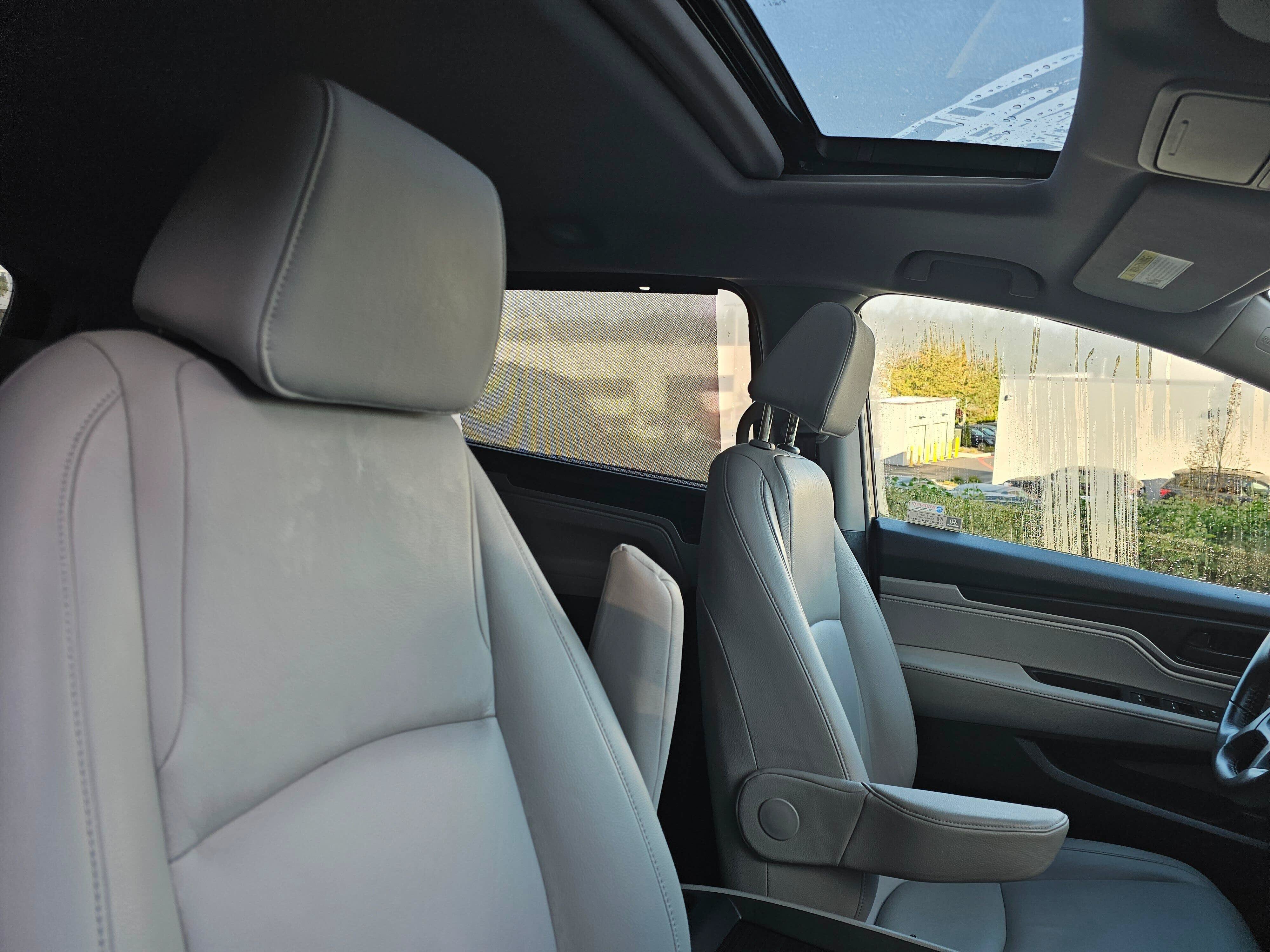 Used 2018 Honda Odyssey EX-L image 11