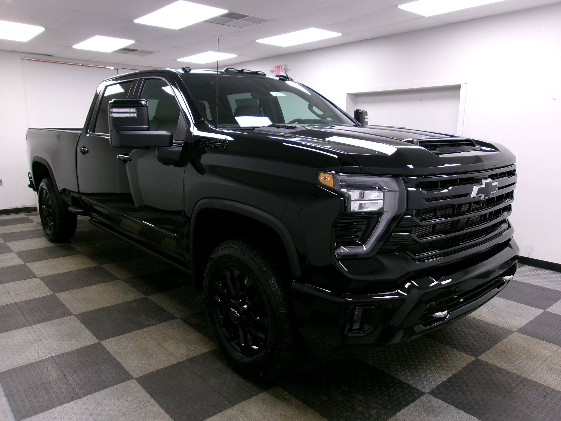 New 2026 Chevrolet Silverado 3500 High Country w/ Midnight Edition AWD/4WD image 14