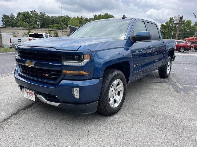 Used 2018 Chevrolet Silverado 1500 LT w/ All Star Edition AWD/4WD image 8