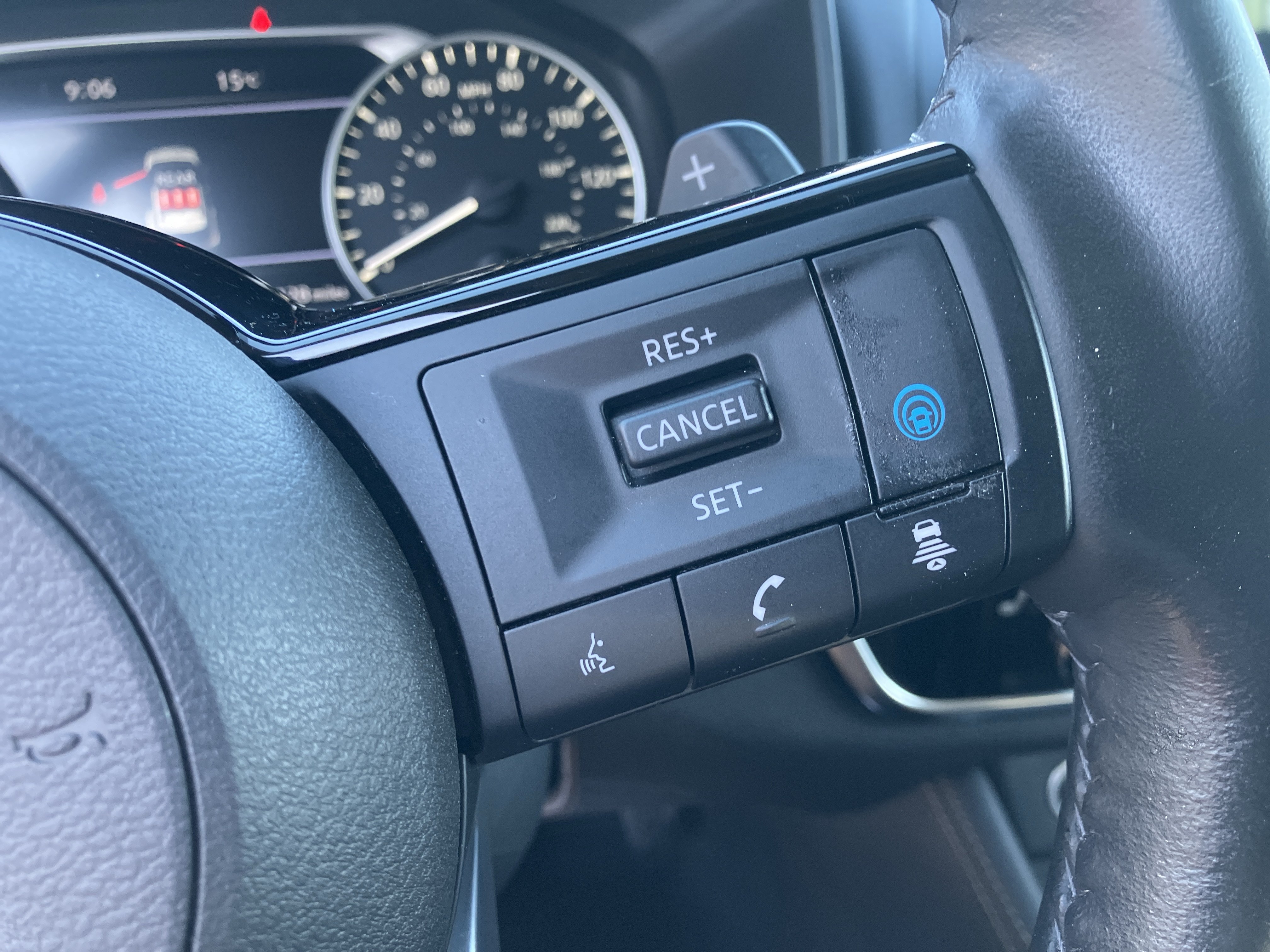 Used 2023 Nissan Rogue SL AWD/4WD image 24
