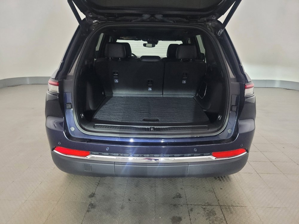 Used 2024 Jeep Grand Cherokee Limited 4xe image 29