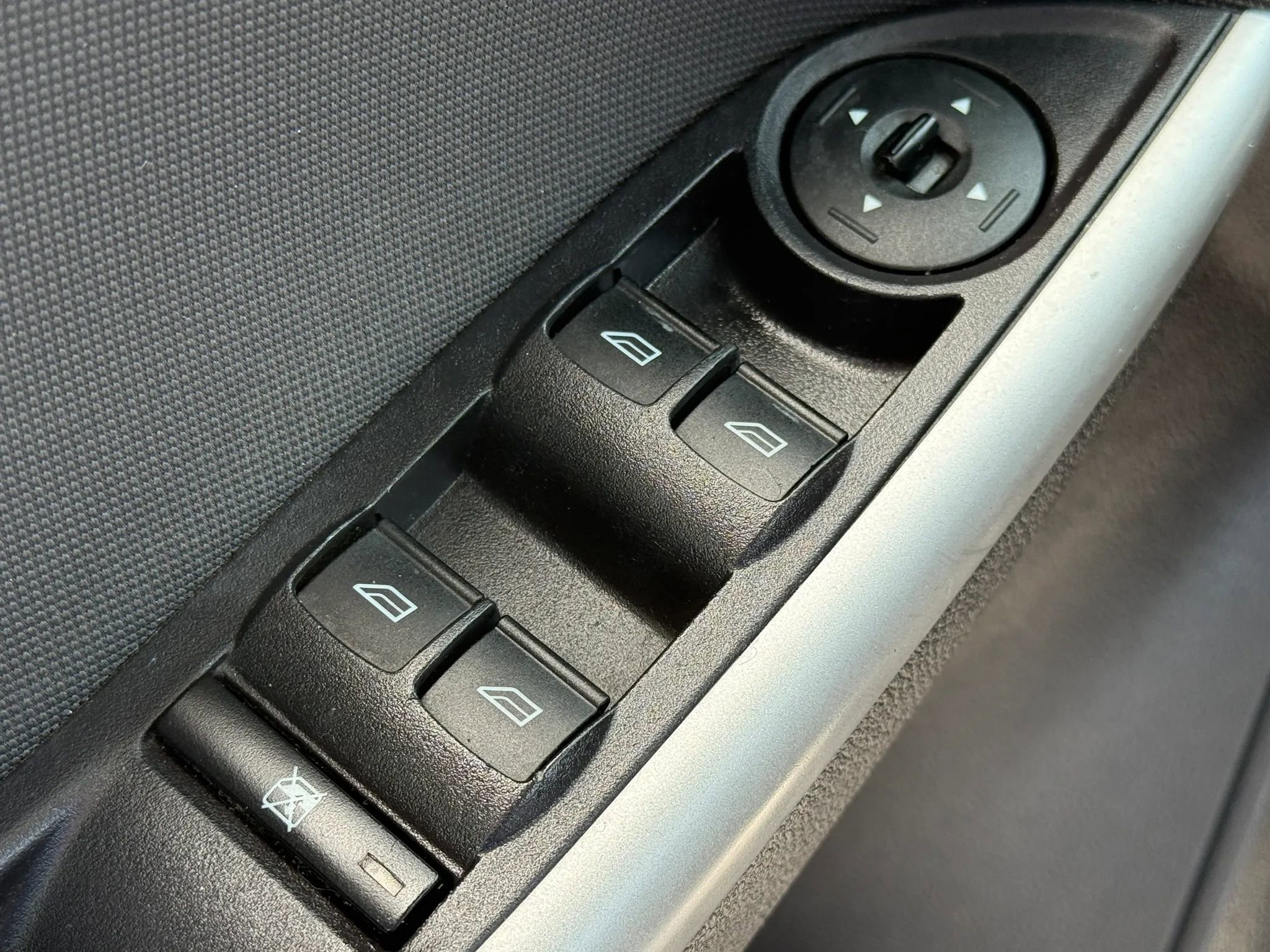 Used 2013 Ford Focus SE FWD image 23