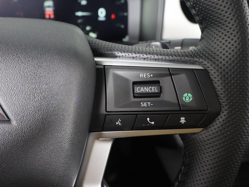 New 2026 Mitsubishi Outlander SE image 42