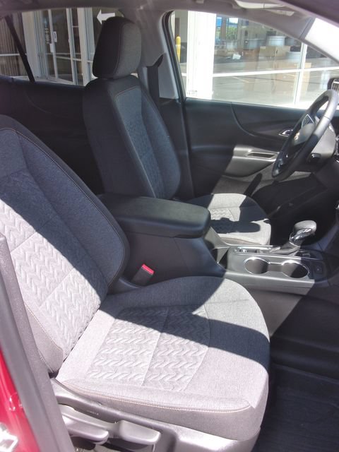 Used 2024 Chevrolet Equinox LT w/ LPO, Floor Liner Package FWD image 33