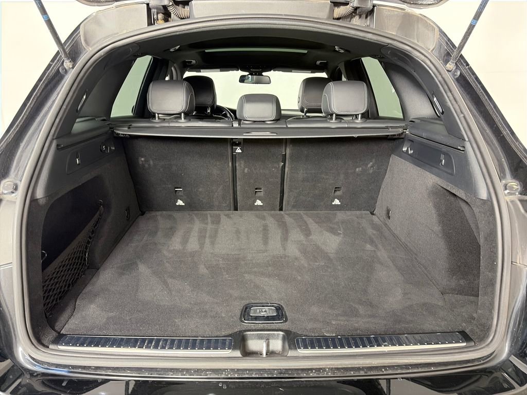 Used 2018 Mercedes-Benz GLC 300 4MATIC image 27
