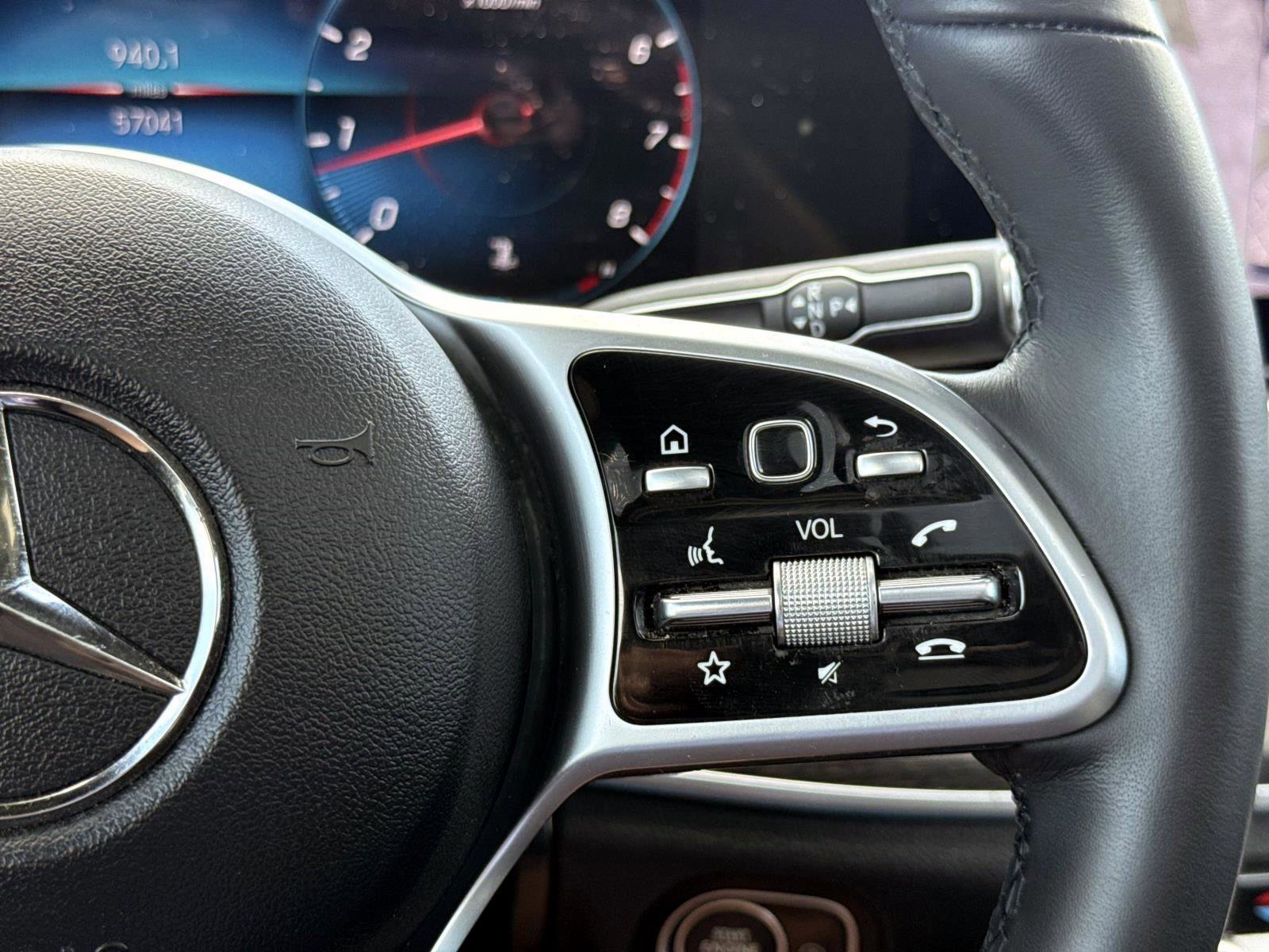 Certified 2023 Mercedes-Benz GLE 350 4MATIC image 33
