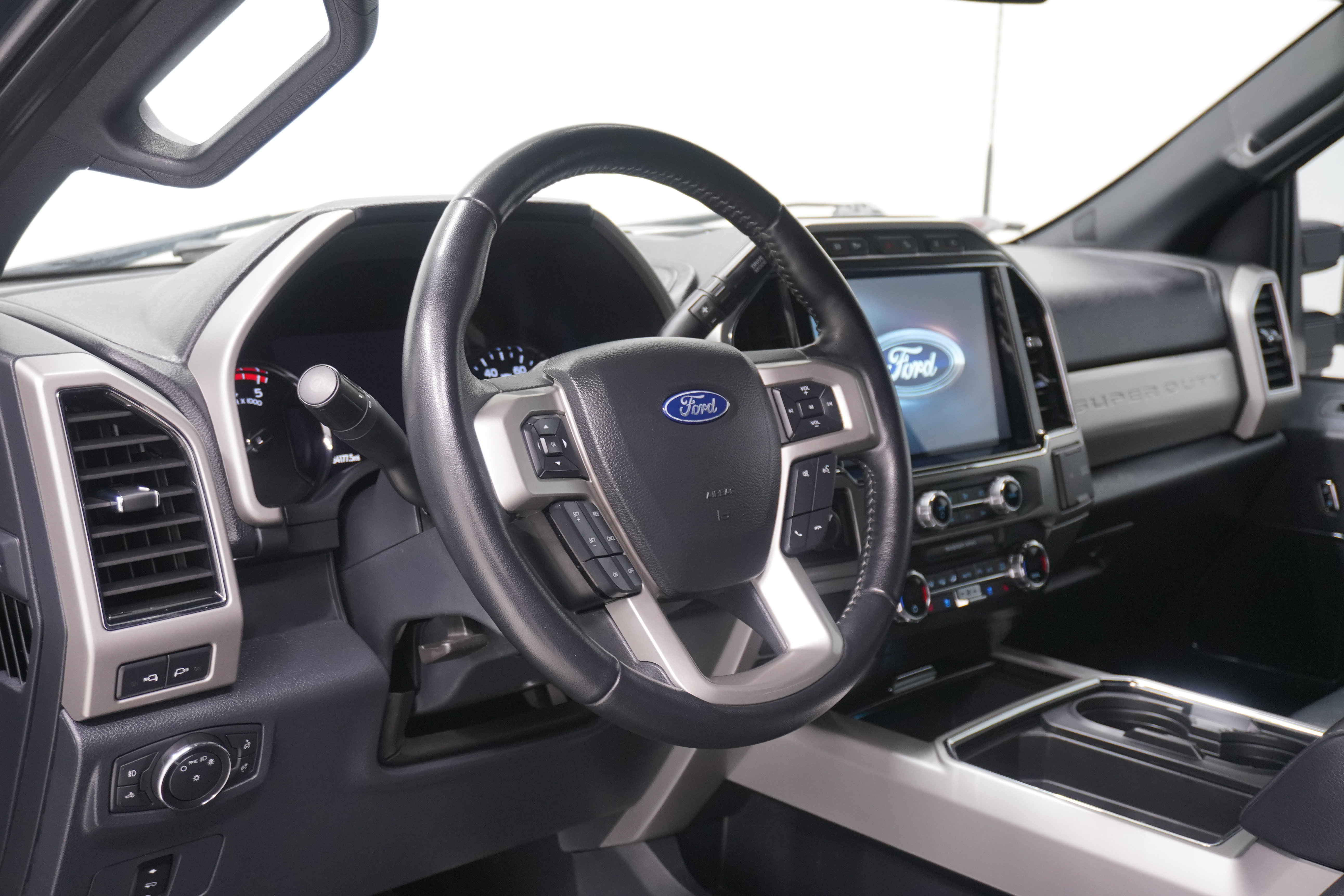 Used 2022 Ford F250 Lariat w/ Tremor Off-Road Package AWD/4WD image 12