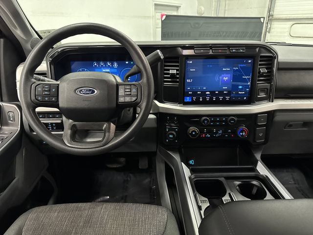 Used 2024 Ford F250 XLT w/ XLT Premium Package image 5