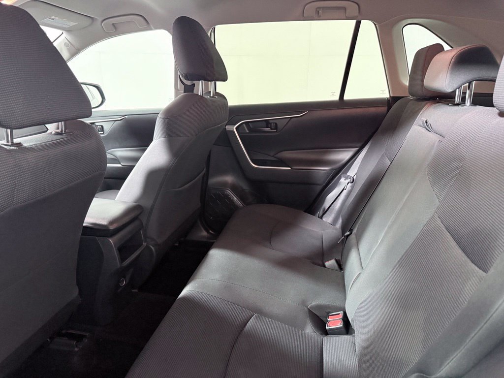 Used 2019 Toyota RAV4 LE w/ All Weather Liner Package AWD/4WD image 22