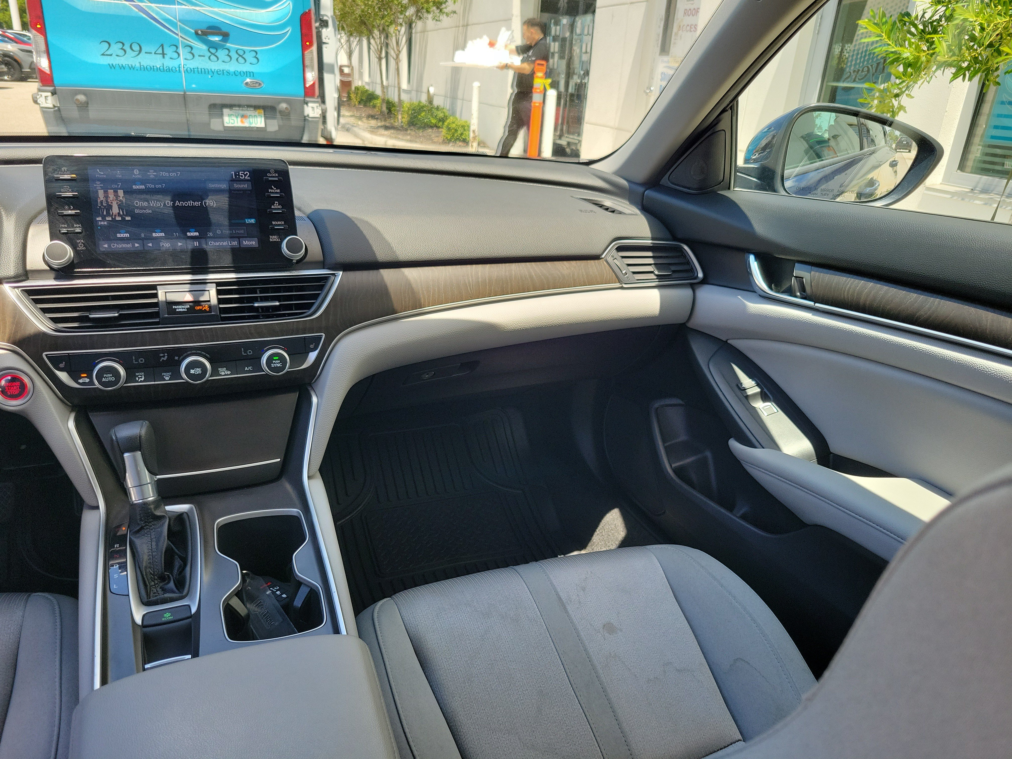 Used 2020 Honda Accord EX image 20