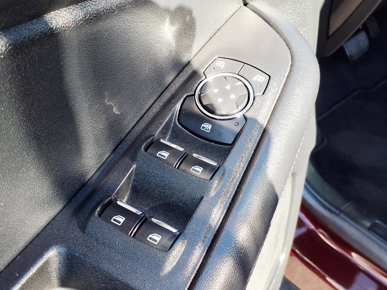 Certified 2024 Ford Edge SEL w/ Convenience Package image 21