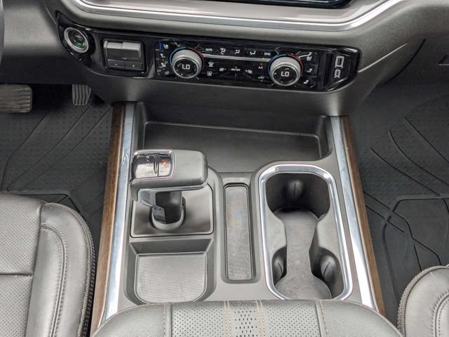 Used 2024 Chevrolet Silverado 1500 High Country w/ High Country Premium Package AWD/4WD image 19