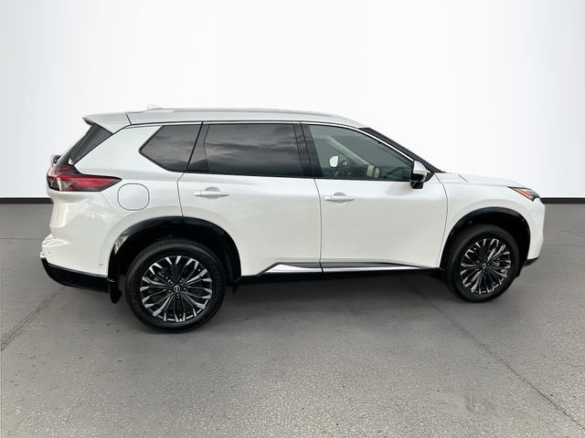 Certified 2026 Nissan Rogue Platinum w/ Tech Package AWD/4WD image 31