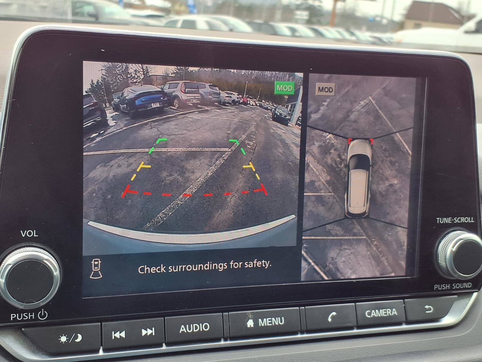 Used 2021 Nissan Rogue SL image 17