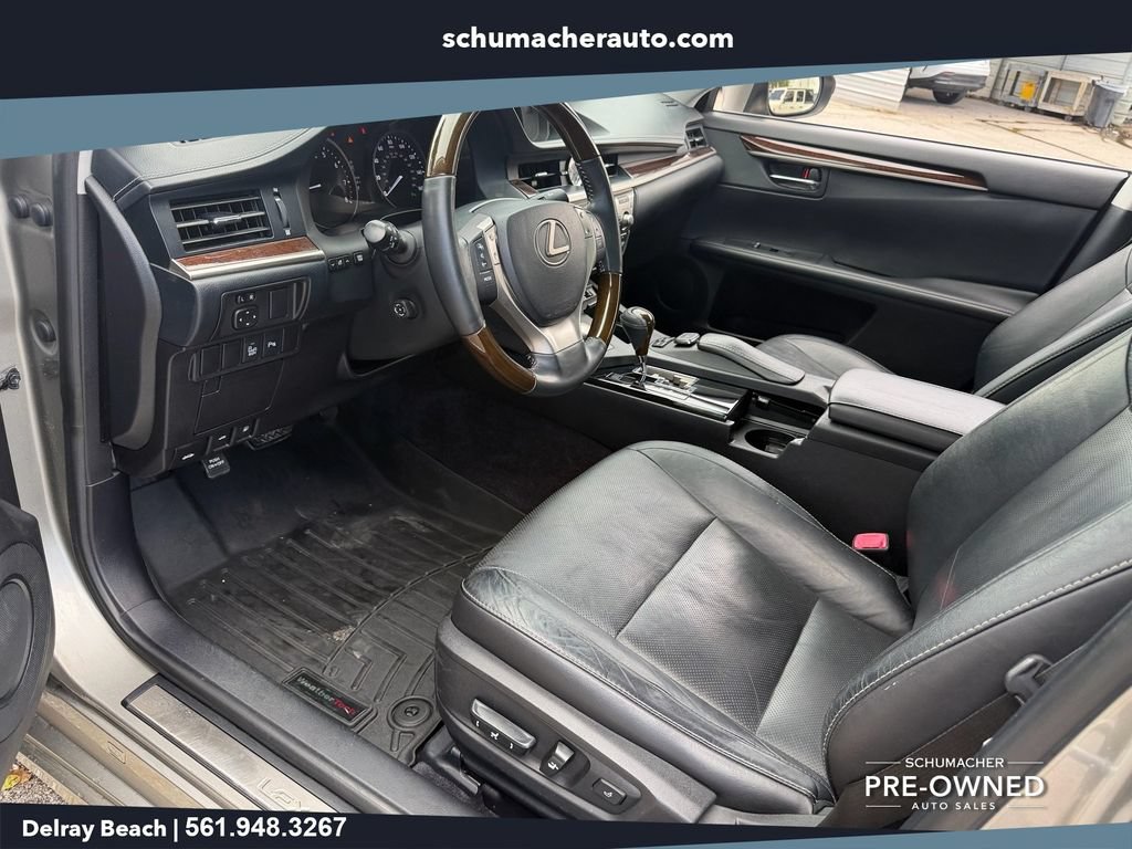 Used 2015 Lexus ES 350 w/ Luxury Package FWD image 11