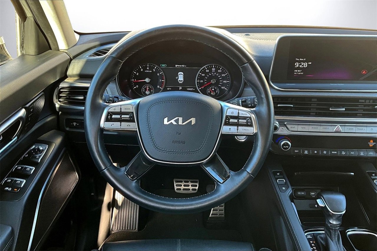 Used 2022 Kia Telluride SX w/ Nightfall Edition Package image 10