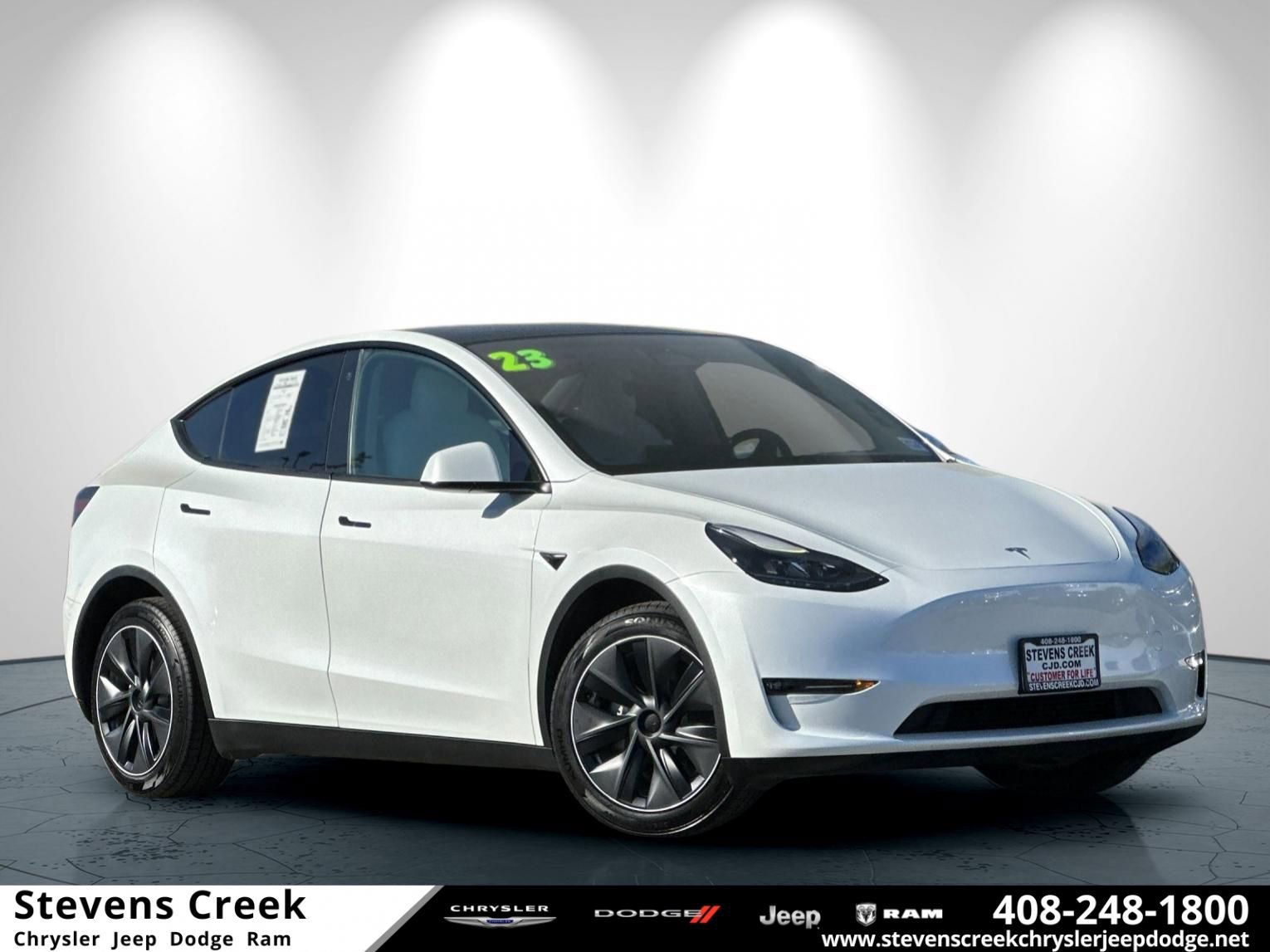 Used 2023 Tesla Model Y Long Range image 1