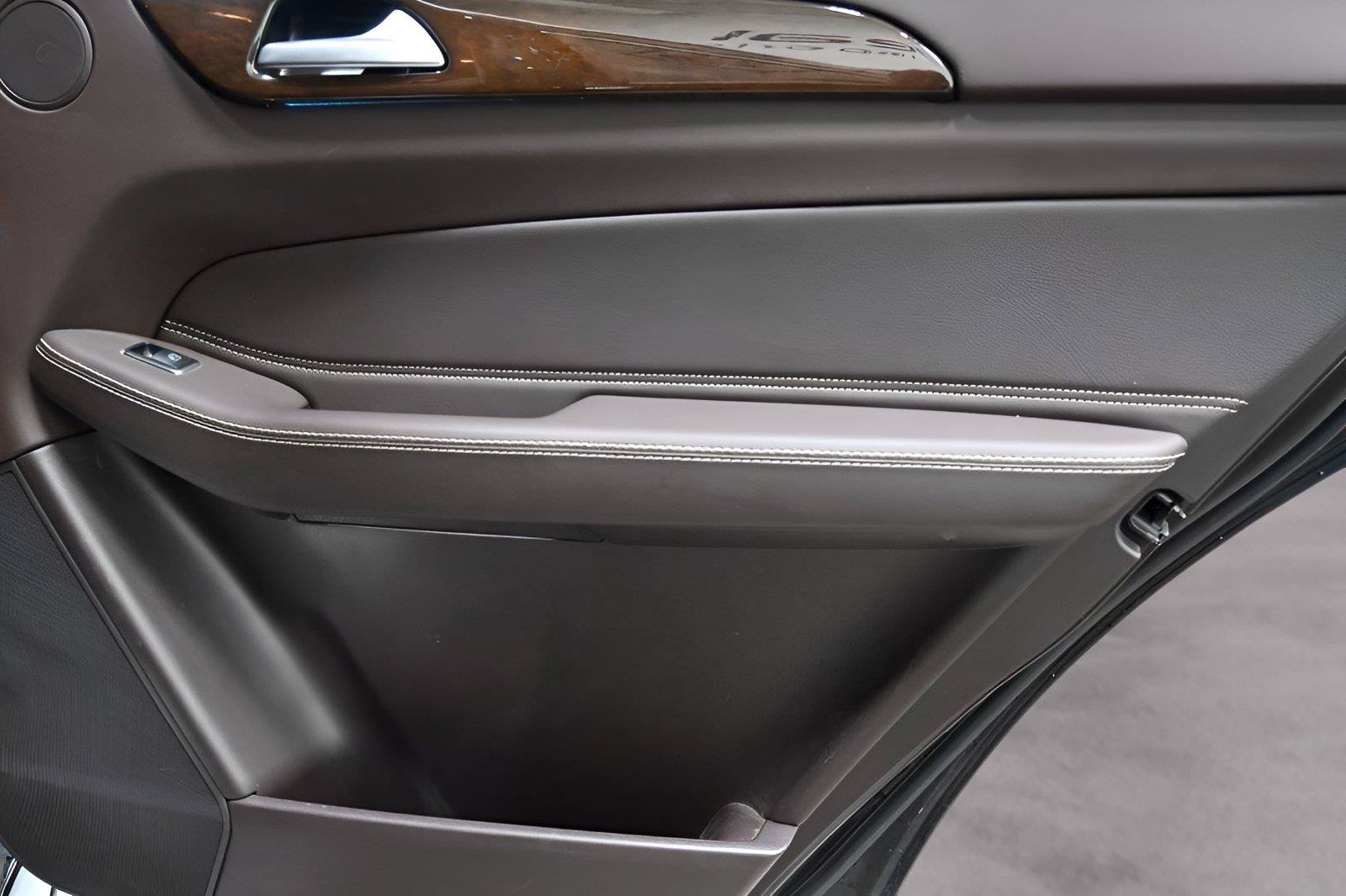 Used 2019 Mercedes-Benz GLS 450 4MATIC w/ Premium 1 Package image 18