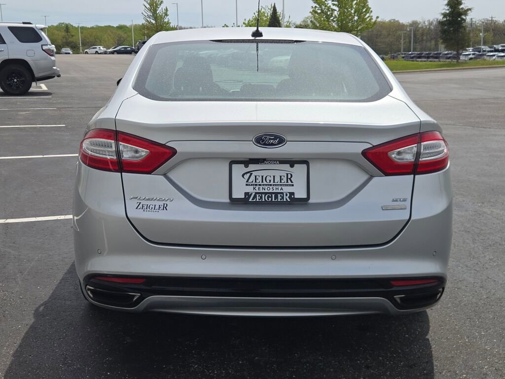 Used 2016 Ford Fusion SE w/ Equipment Group 202A AWD/4WD image 13