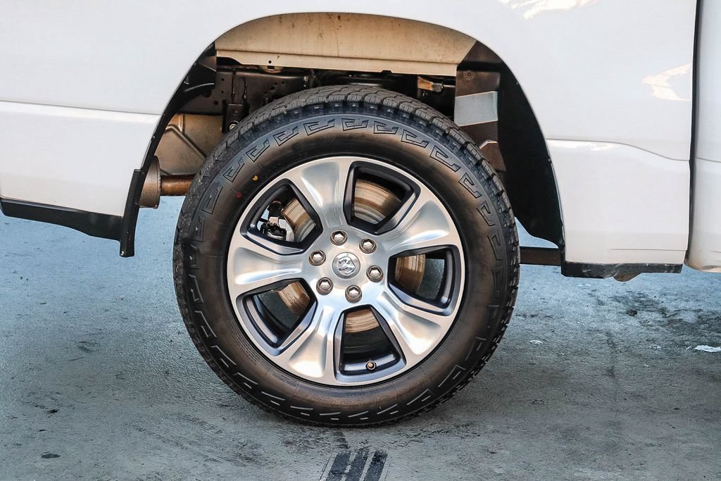Used 2024 RAM 1500 Laramie AWD/4WD image 12