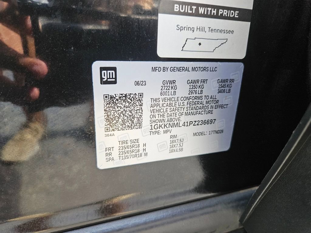 Used 2023 GMC Acadia SLT image 34