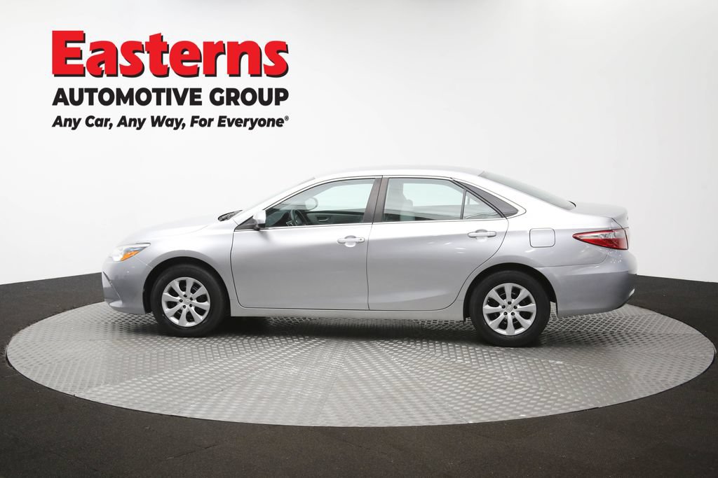 Used 2015 Toyota Camry LE FWD image 59