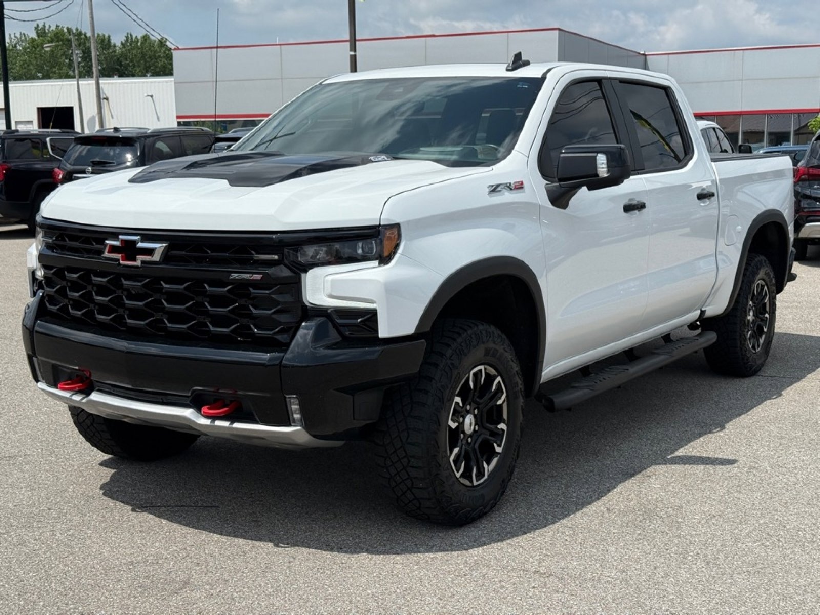 Used 2023 Chevrolet Silverado 1500 ZR2 image 4