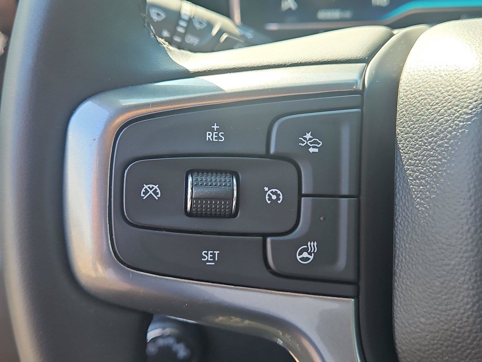 Used 2023 Chevrolet Silverado 1500 LT AWD/4WD image 22
